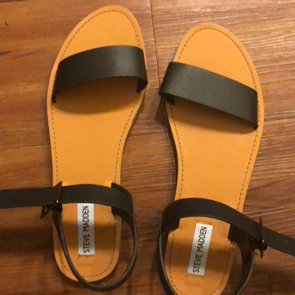 Steve Madden Black Sandals
